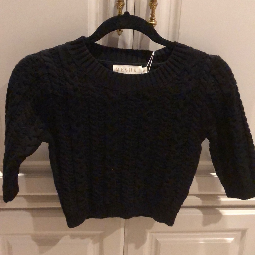 ⭐️Meshki Cropped Cable Knit 3/4 sleeved Sweater - Picture 3 of 16